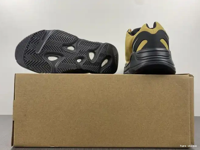 hype GZ0717 Flux' 700 Boost 'Honey Yeezy MNVN 0530